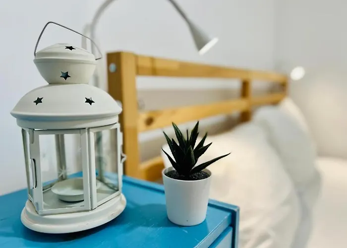 Amalia Tiny Studio 1